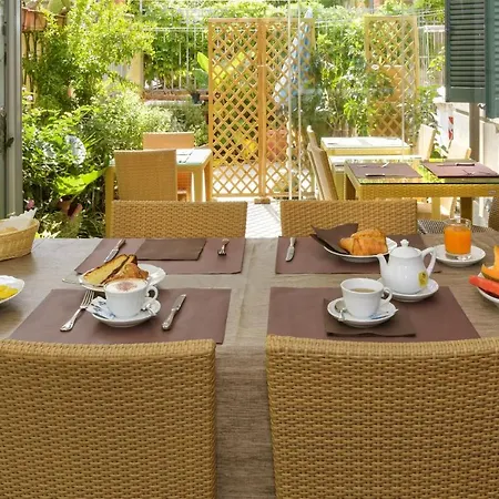 Hotel Vittoria Viareggio