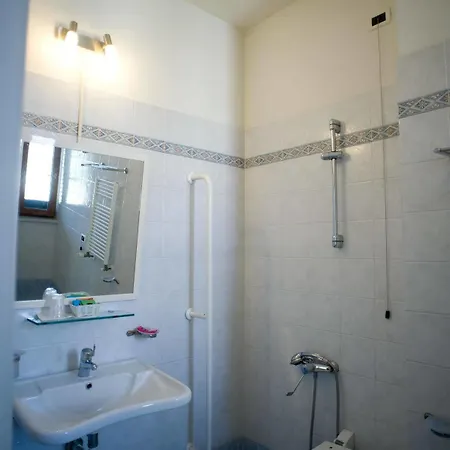 Szálloda Vittoria Viareggio