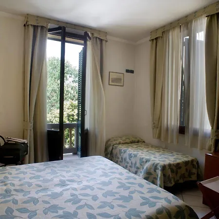 Szálloda Vittoria 3*
